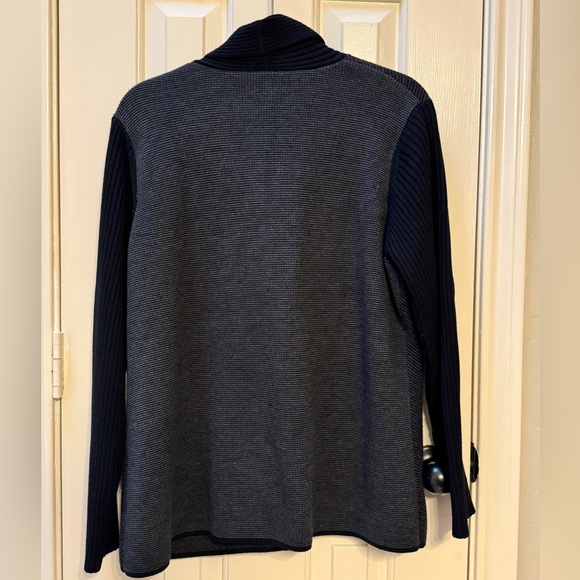 Coldwater Creek 1X (18) V-Neck Wool Blend Cardigan, Gray and Black - Picture 4 of 6